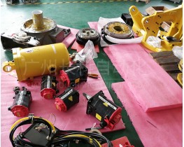 發(fā)那科機器人R-2000iC本體拆機件銷售：電機、減速器、平衡缸……